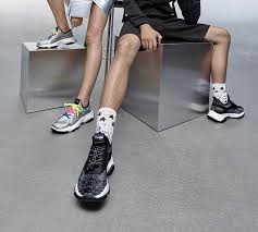 If you are not entirely satisfied with your purchase, you may exchange or return most items bought from www.stevemadden.me. Steve Madden Malaysia All Eyes To The Center Isles Stevemaddenmy Imwithsteve Gensteve Facebook