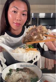 Oxtails Yakamein Ingredients 3 lbs oxtails 3 tablespoons Cajun season...