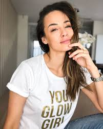 De ce a renunțat, de fapt, la televiziune: Andreea Raicu Nu Am Un Iubit È™i Sunt FericitÄƒ A Nu Fi Intr O RelaÈ›ie Nu E Condamnare La Nefericire Ea Md