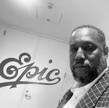 A&R Executives to submit music to