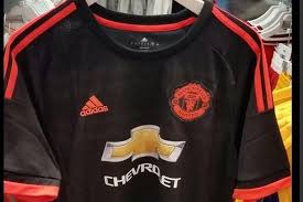 The club then embarked on a long and successful partnership with nike. Manchester United Kit 2015 16 Third Shirt Leaked After Mistakenly Being Put On Sale Manchester Evening News
