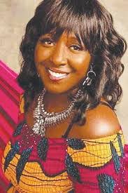 Loretta Woolley's Instagram, Twitter & Facebook