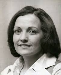 Tributes to Irish peace activist and artist Margaretta D'Arcy who has died  aged 91. Read more: https://tinyurl.com/23ntemrf