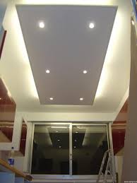 Plafond Avec Eclairage Cuisine Et Salle De Bain Eclairage Plafond Luminaire Salon Plafonds Bas