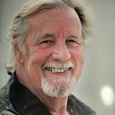 Two weeks ago, I lost my Darling Chris ... So if you don't hear from me for  a while, please know that I am just taking time out to heal. 🥰 xx