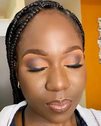 𝐉𝐞𝐧𝐞𝐯𝐚 𝐙𝐨𝐲𝐚 𝐄𝐝𝐰𝐚𝐫𝐝𝐬