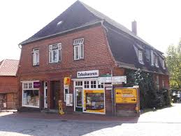 File:Niederstrasse 1 Luetjenburg.jpg - Wikimedia Commons