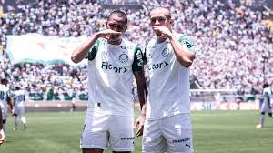 Palmeiras x Vitória pela Copinha: onde assistir ao vivo, estatísticas e escalações