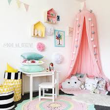 Der betthimmel hat eine positive wirkung auf die seele, erschafft gute stimmung, führt harmonie ein, steigt die lebensfreude und stärkt unsere lebenskraft. Betthimmel Spielen Canopy Pink Pink Nursery Canopy Baldachin Diy Projekte Toddler Girl Room Kid Room Decor Nursery Canopy