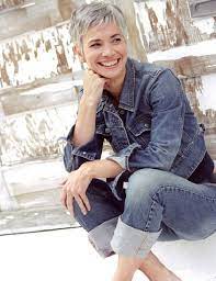 Debra Roberts Grey Hair Styles For Women Short Grey Hair Funky Short Haircuts