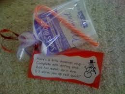 Snowman Soup You Ll Need Instant Hot Chocolate With Miniature Marshmallows Zip Sandwich Bags Wrapped Candy Cane Snowman Soup Kids Christmas Volunteer Gifts