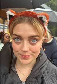 Creating Imogen’s look for the zoo day! #heartstopper #heartstopperseason3  #imogenheaney #rheanorwood #hairandmakeupbydidi