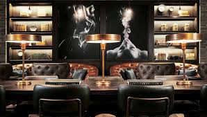 How to make a cigar lounge. Luxury Cigar Rooms Are The New Man Caves