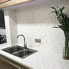 Auf grund der großen produktvielfalt können wir hier nicht das ganze. Fenjinsheng Fliesenaufkleber 60x300cm Badezimmer Mosaik Tapete Selbstklebende Tapete Badezimmer Fliesen Aufkleber Wasserdichte Wandaufkleber Kuchenol Aufkleber Hohe Temperatur Amazon De Kuche Haushalt Wohnen