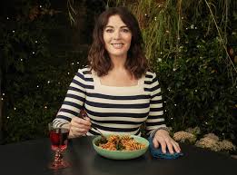 Nigella lawson is the daughter of former conservative cabinet minister nigel lawson (now lord lawson) and the late vanessa salmon, socialite and heir to. Nigella Lawson S Cook Eat Repeat Shows Us The Pleasure Of Being Alone The Independent