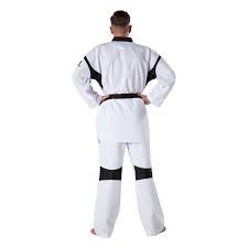 Der leichte, bequeme taekwondo anzug ist der ideale dobok für. Kwon Taekwondo Anzug Revolution Black Mesh Wt Anerkannt Gunstig Bei Fightstop Mma Shop Kaufen Fightstop De