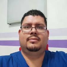 Dr. Diego Daniel Valencia Andrade opiniones