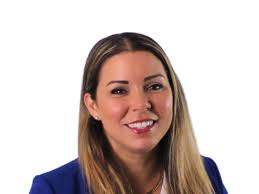 Alissa Reyes's Instagram, Twitter & Facebook