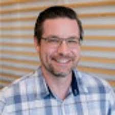 Edward Lang's Instagram, Twitter & Facebook