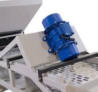 Walnut kernel separating machine (200 kg/h) - Nuttechnology