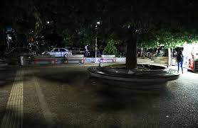 Μάλιστα οι συνεχείς συγκεντρώσεις στην πλατεία βαρνάβα απασχολούν ακόμη και τα social media εκτός από την πλατεία βαρνάβα το βράδυ του σαββάτου επικράτησε συνωστισμός και στην οδό. Pagkrati Efodos Ths El As Sthn Plateia Barnaba Logw Synwstismoy Eikones Kai Binteo Ellada Iefimerida Gr