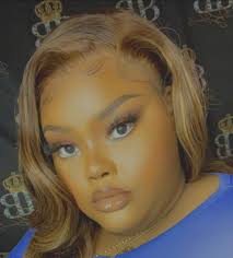 Introduction of new admin Bella to The Boss Designers Club