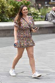 Searches the web or only images, video, and news. Kelly Brook Flashes Her Legs In Floral Mini Dress London 06 19 2020 Celebmafia