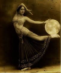 Pin By Count Endreco On Bellydance Vintage Dance Belly Dancers Belly Dance