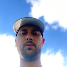 Jordan Tucholski (@jotucholski)