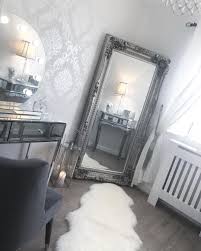 20 Vanity Mirror With Lights Ideas Diy Or Buy For Amour Makeup Room Silver Bedroom Decor Silver Bedroom Silver Room