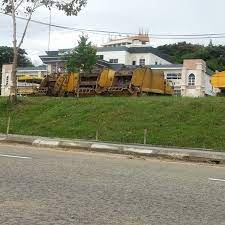 Saya yang menurut perintah, masly wahip pegawai pendidikan daerah pejabat pendidikan daerah keningau. Majlis Daerah Keningau Mdk Government Building