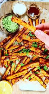Frites De Patate Douce Au Four En 2020 Frite De Patate Douce Patate Douce Au Four Cuisson Patate Douce
