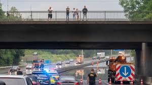 Hier kann es heute krachen. News Des Tages Schwere Unwetter Drohen Zugungluck In Osterreich Urlaubs Panik Wegen Kreuz Impfung News De
