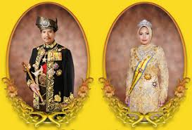 Penampilan terbaru mantan raja permaisuri agong hajjah via. Hari Keputeraan Sultan Selangor In English Rasmi Su