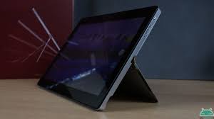 The i8 max has a pretty smart external design, with a support pedestal incorporated in its back that we have. Voyo I8 Max Rezension Wert 180 Euro Gizchina It