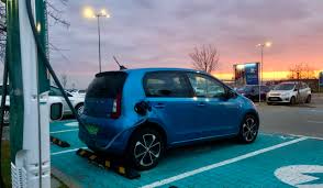 Válogatott elektromos autók linkek, elektromos autók témában minden! Oriasi A Kereslet Az Elektromos Autok Irant Magyarorszagon E Cars Hu