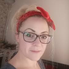 Amanda Simpson's Instagram, Twitter & Facebook