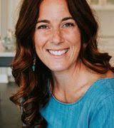 Quinn Marlow's Instagram, Twitter & Facebook