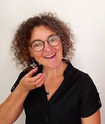 Savenay. Pour bien nous parler, Florence nous fait signe