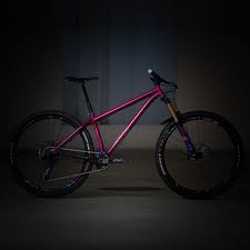 Moxie est un film réalisé par amy poehler avec josephine langford, patrick schwarzenegger. Moxie Mx3