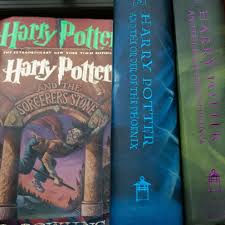 The main harry potter books in order 1. Nashville Catholic School Removes Harry Potter Books Over Evil Spirits Abc News