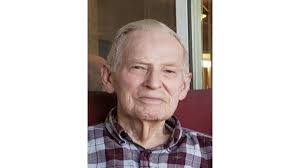 Donald Dinsmore's Instagram, Twitter & Facebook