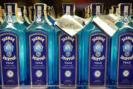 750 ml green bordeaux flat bottom bottle (single). Gin Bombay Sapphire Drink Alcohol Bottles Alcoholic Glass Bottles Blue Sale Shop Alcohol Sales Pikist