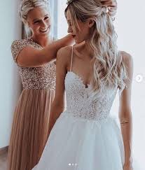 Simple Ball Gown Tulle Wedding Dresses Spaghetti Straps Delicate Lace Puffy Bridal Gowns Bridal Gown Tulle Ball Gowns Wedding Beach Bridal Gown