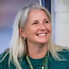 Kristin Maile (@gogryphonsad) • Instagram photos and videos