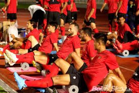 Tim nasional sepak bola indonesia, juga disebut timnas adalah tim yang mewakili indonesia di sepak bola internasional. Mills Resmi Jadi Sponsor Apparel Jersey Timnas Indonesia Bolaskor Com