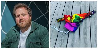 Harald are lund var musikklegenda som tok oss nye varmast imot i p3. Forde Sunnfjord La Brennande Pride Flagg Utanfor Dora Til Ronny Brede Aase Ubehageleg Og Ekkelt