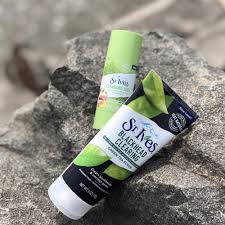 For starters, cheap skincare products often have high alcohol content. 22 Drugstore Skincare Products That Are Just As Good As High End