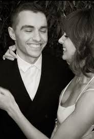 Alison Brie And Dave Franco's Body Language