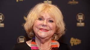 Tanja Dexters wint Expeditie Robinson